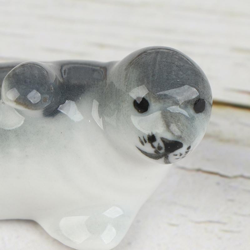 2Pcs Ceramic Little Sea Lion Seal Design Chopstick Holder Household Decor Chopstick Rest Pillow Kitchen Tableware