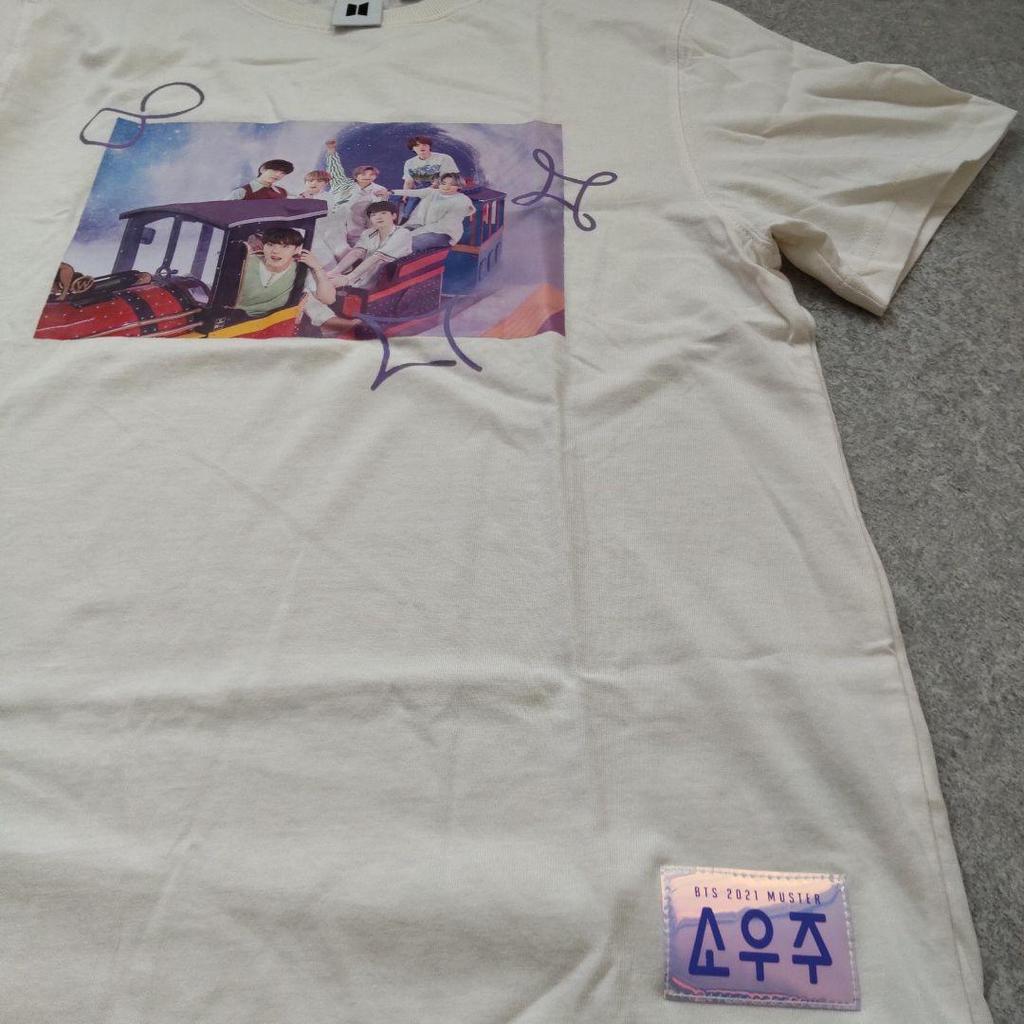 [USED] 2 BTS T-shirts Dynamite Soujucon