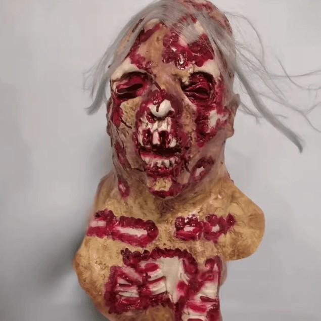 Rotten-faced zombie latex mask One size fits all adults красный