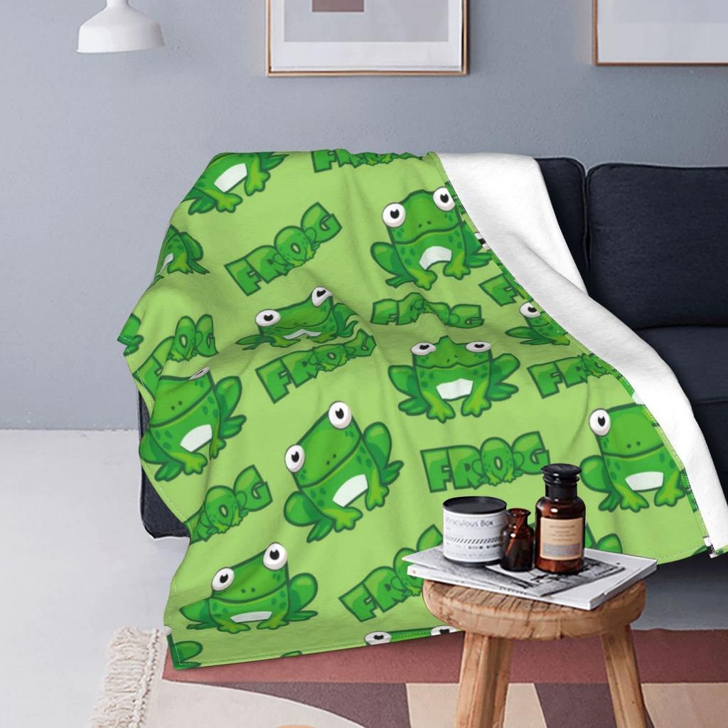 Frog Flannel Blanket Soft and Cozy Throw Blanket for Kids and Adults Cartoon Frogs Sofa Bed Blankets Frog Gifts for Frog Lovers