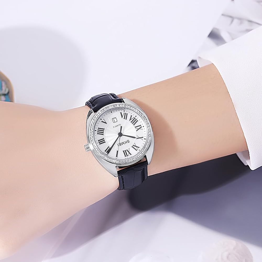 "Elegant Women's Analog Watch Black Silver Leather Strap Lightweight Waterproof Casual Business"
