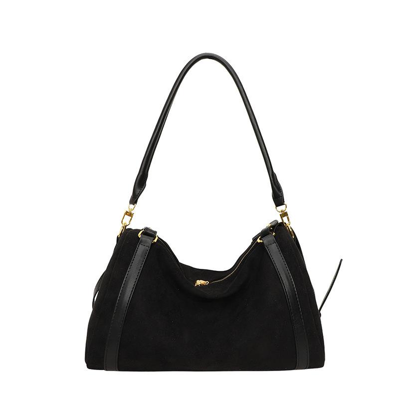 

Foreign style new simple matte pillow bag large capacity commuting leisure fashionable Boston shoulder messenger bag чёрный