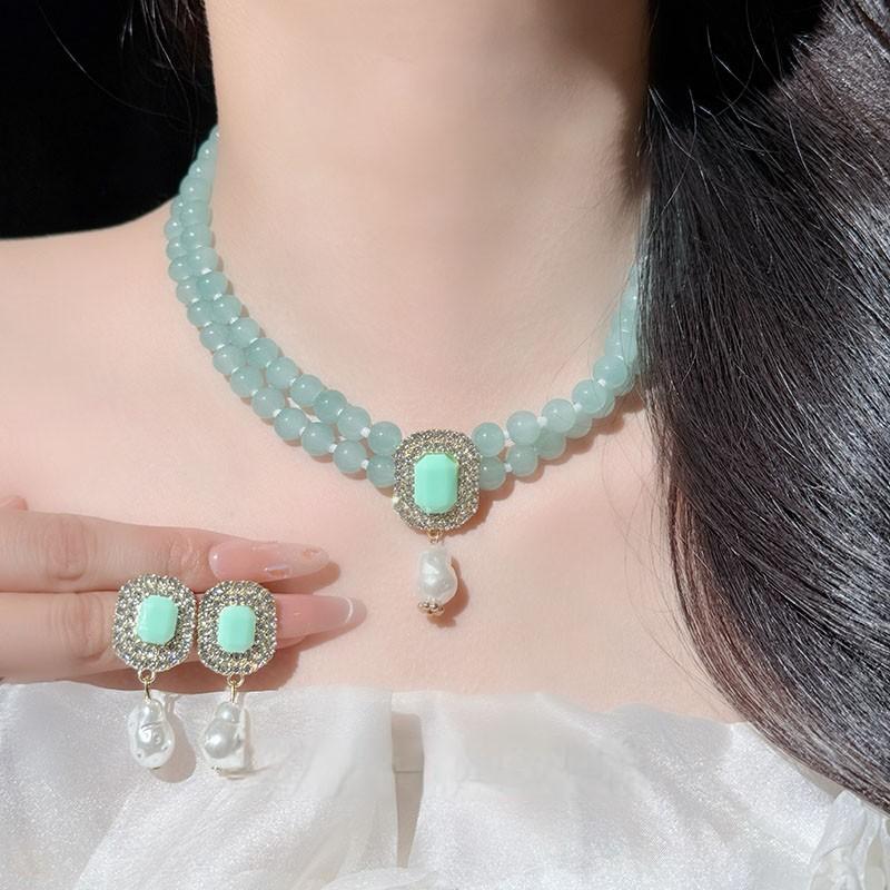 French Retro Court Style Ice Transparent Green Pearl Necklace Earrings Exquisite Light Luxury Elegant High-end Dinner Accessories