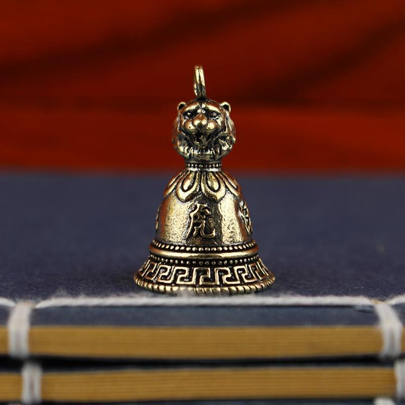 Brass Chinese 12 Zodiac Animals Heads Bell Keychain Pendants Jewelry Vintage Copper Feng Shui Car Key Chain Hanging Keyring Gift