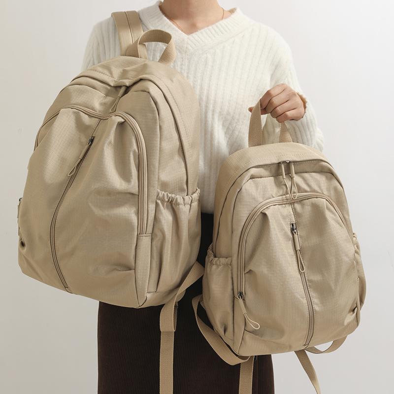 Solid Color Travel Backpack Water-Repellent Large Capacity Schoolbag for Middle School Students