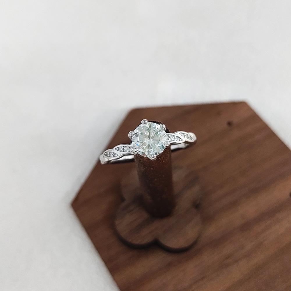925 Sterling Silver Moissanite Six-Prong Women's Twin Flower Ring