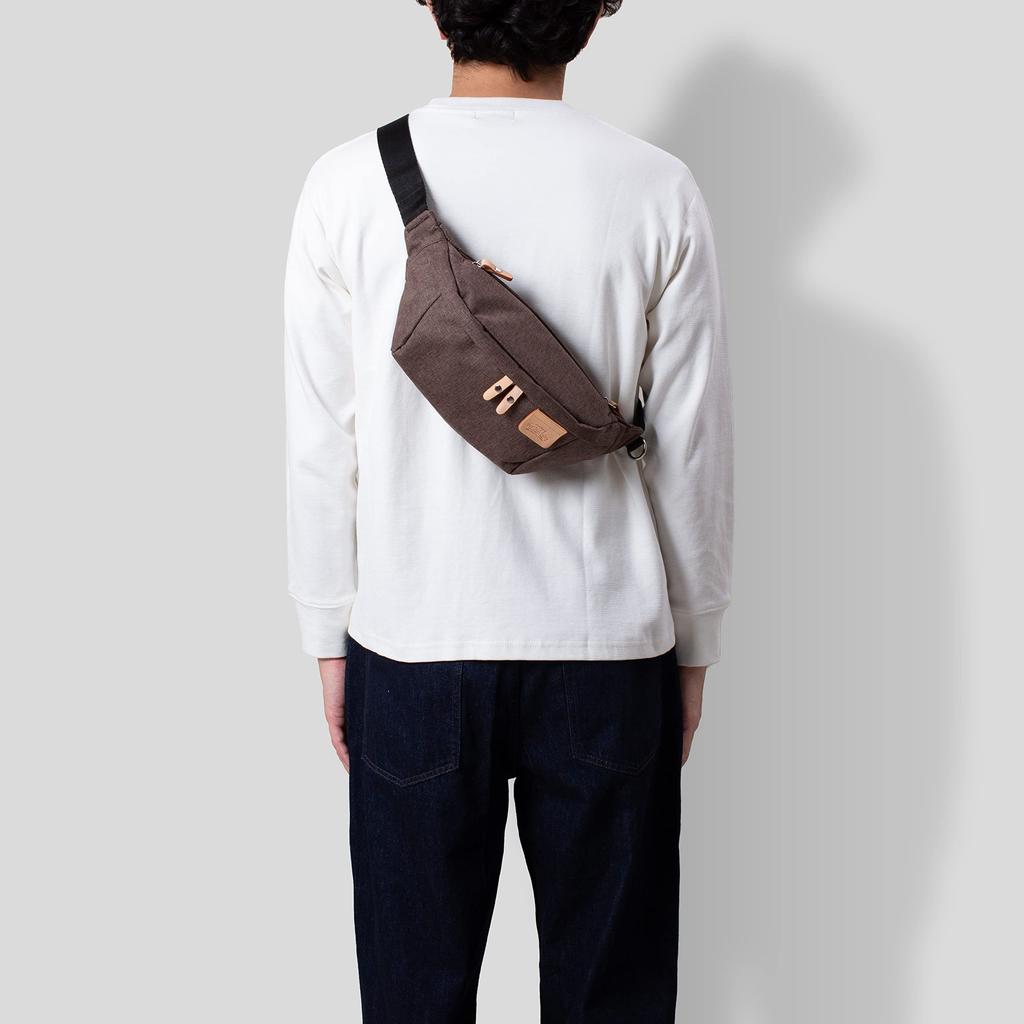 Made Body Bag Waist Bag Polyester Pocket Series [Heart Factory] FY-0630 (Brown)