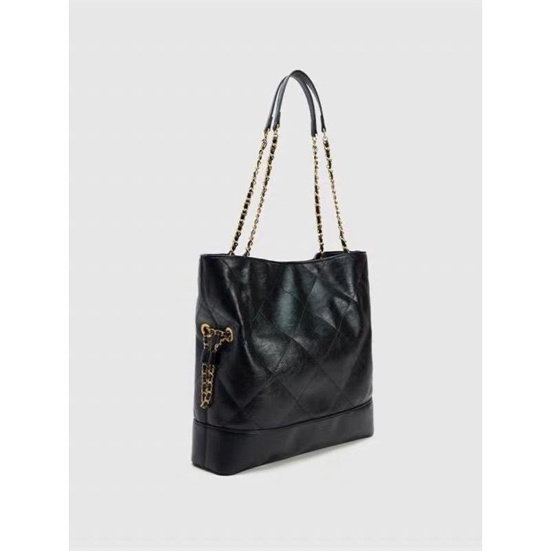 Nische High-End 2025 Diamantgesteppte Tote: Vielseitige Schultertasche mit großer Kapazität für Pendler