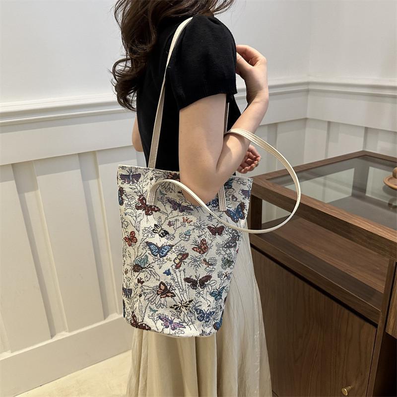 Chic And Versatile Casual Shoulder Tote Bag For Women With Butterflies Design
