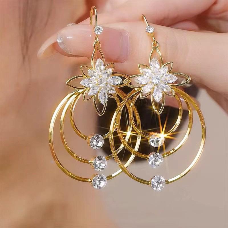 

French Elegance Personality Flower Circle Exquisite Earrings for Women Light Luxury Inlay Drill Earrings Party Zircon Accessory