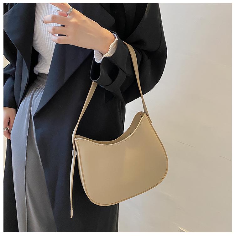 2026 Chic One-Shoulder Underarm Bag for Women - Versatile Crossbody & Stylish Commuting Square Bag
