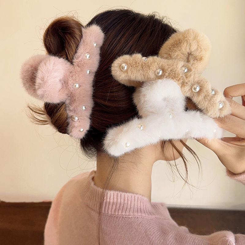 Adorabile Pinza Artiglio Peluche Perla: Accessorio Capelli Autunno & Inverno per la Nuca, Grande Pinza a Squalo da Ragazza