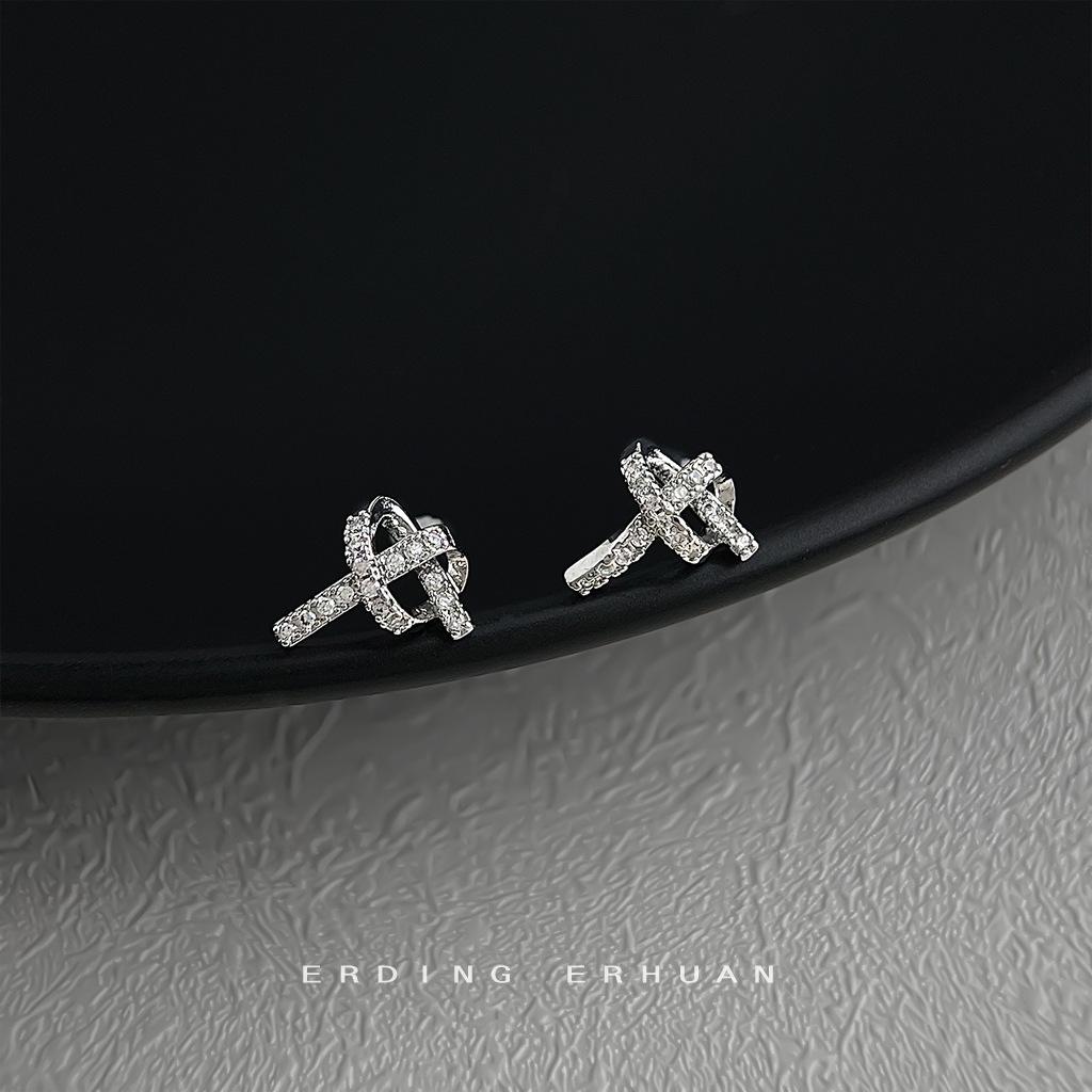 

Micro-inlaid zircon needle rope knot three-dimensional stud earrings Internet celebrity new earrings earrings