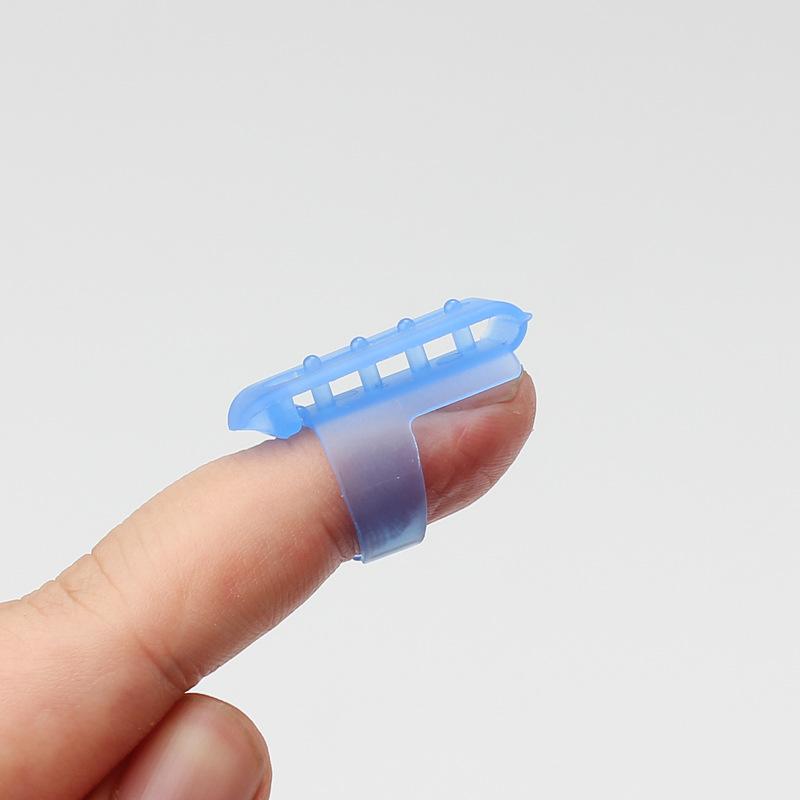 DIY Conductor Finger Cover, Plastic Sweater Conductor Knitting Tool Knitting Sweater Ribbon Sewing Tool