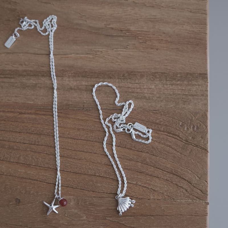 Reinheart Shell Piercing Necklace 01
