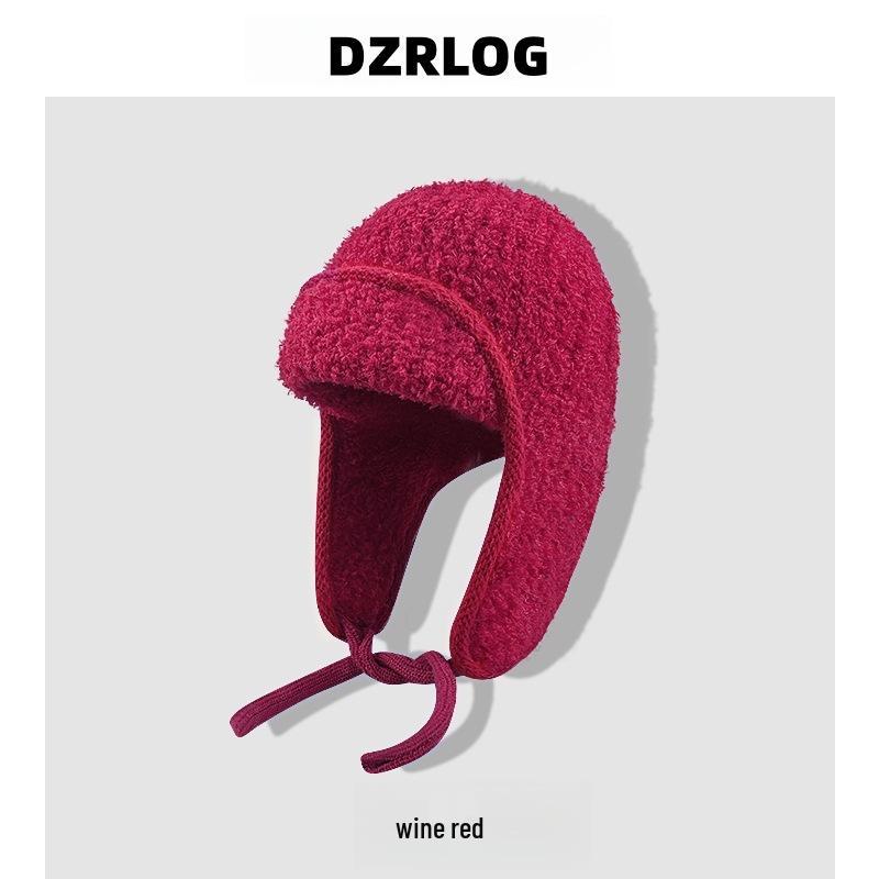 Damska zimowa czapka pilotka wełniana z ochroną uszu i dopasowaniem na dużą głowę
