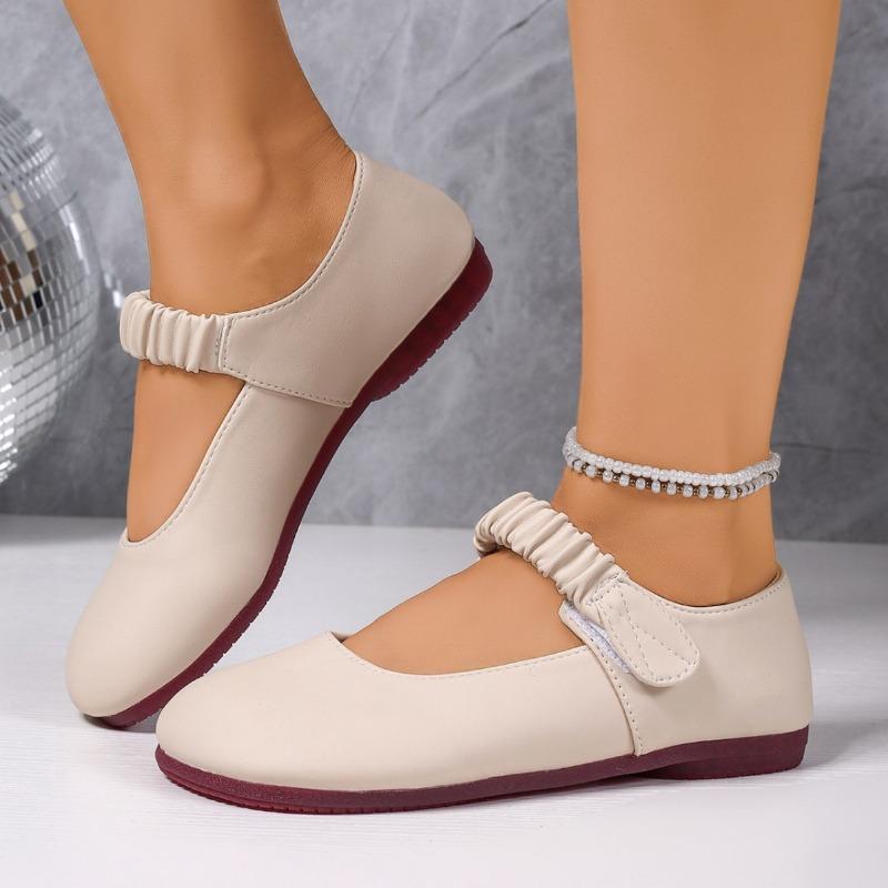 Single shoes women's new temperament retro flat-soled soft-soled Doudou shoes casual and gentle with skirts and small leather shoes