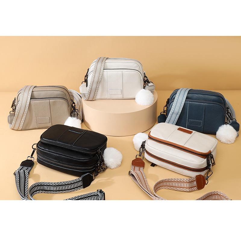 Leather bag women's new solid color fashion simple shoulder messenger bag first layer cowhide underarm small square bag