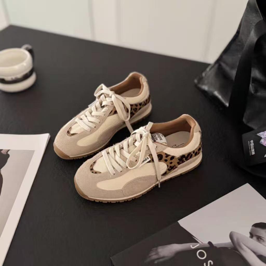 Women's 2025 Summer Retro German Trainer: Genuine Leather, Breathable, Lightweight, Small Size, Inner Heightening Casual Sports Shoes.