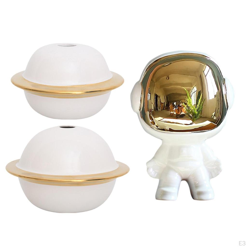 Astronaut Statues Sculpture Figurine Ornament Home Arts and Crafts Desktop Accessories Tabletop