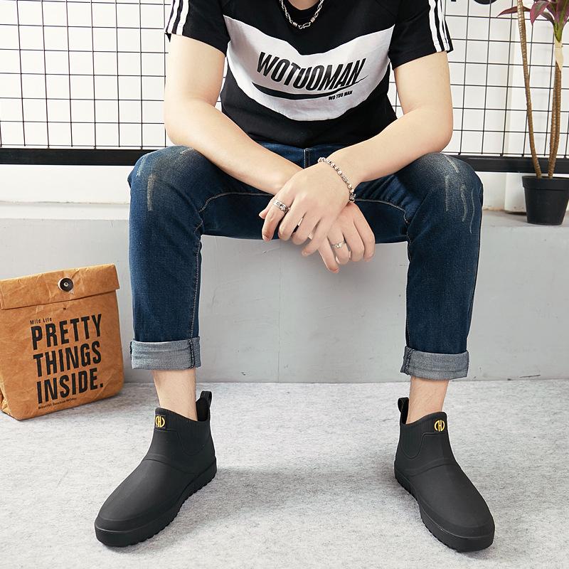 Men's Low-Cut Waterproof Non-Slip Rubber Rain Boots for Car Washing and Outdoor Fashion.