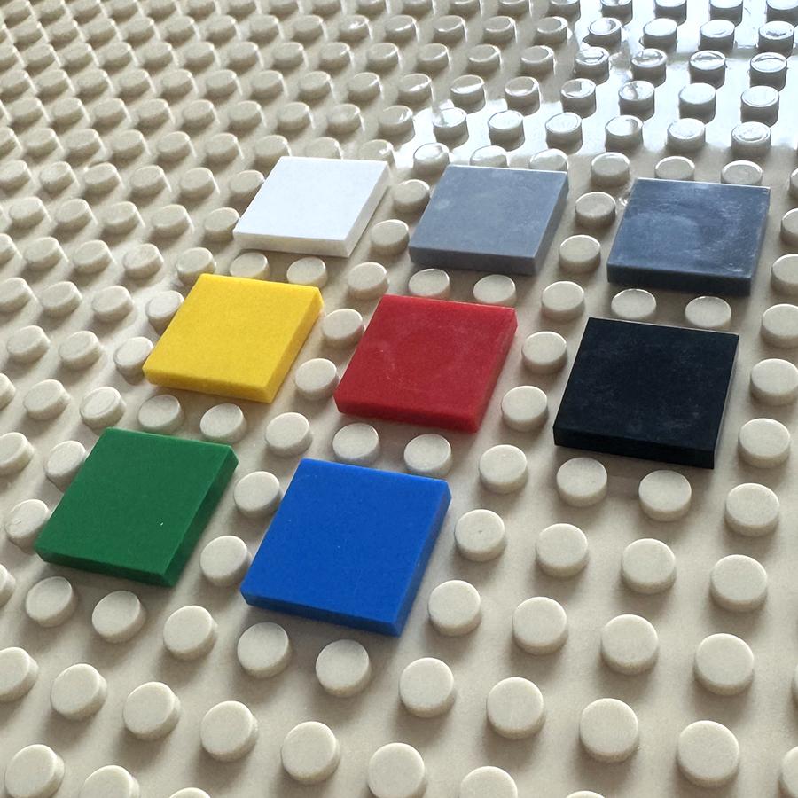 50pcs DIY Building Blocks 2*2 Figure Bricks Ceramic Tile 2x2 Educational Creative MOC Bricks 3068 Smooth Flat Tiles Toys