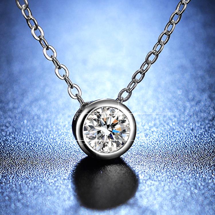 Herzförmige vierblättrige Kleeblatt Moissanit Halskette für Frauen - Xiaohongshu Douyin Kuaishou Influencer Kollektion