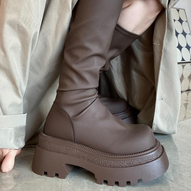 

Модные массивные женские ботфорты Модные рыцарские длинные ботинки Платформа Каблуки 2025 Осень Женские ботинки с круглым носком для улицы Botas Mujer 40 коричневый