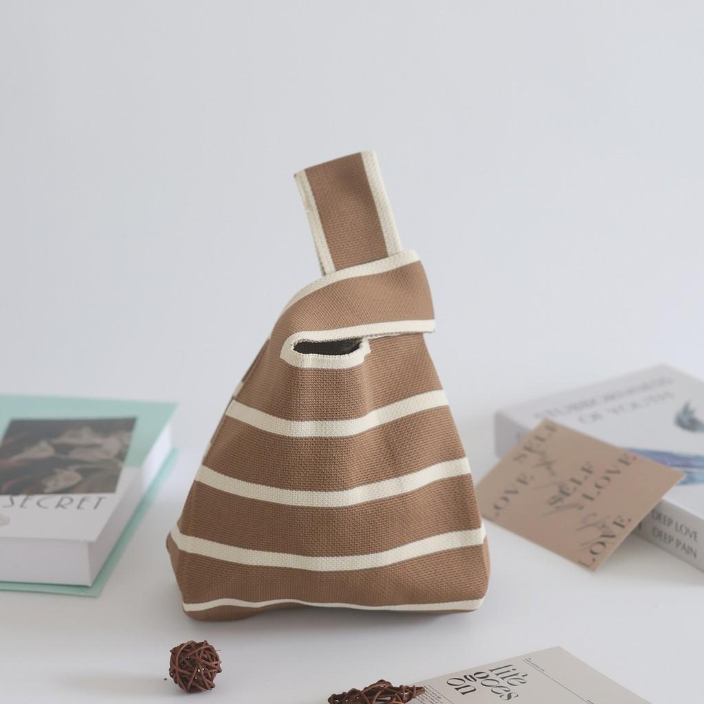 Trendy Knit Bucket Bag For Women Soft And Spacious Tote Bag With Eye-catching Patterns Ideal For Daily Wear And Gifts