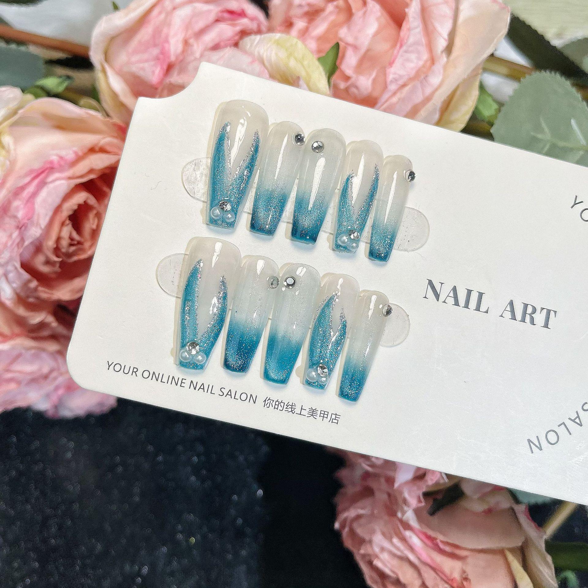 

Ручная работа, ногти «кошачий глаз» русалки синего цвета с передовой отбеливающей светотерапией M