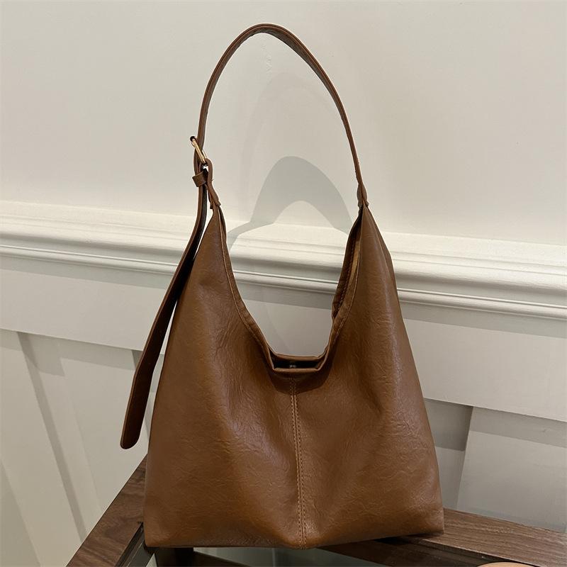 Bag Ladies 2025 New High Value Retro Shoulder Bag Summer Bucket Tote Bag