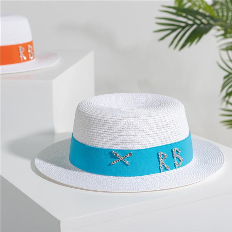 2022 new rhinestone RB letter flat top hat sunscreen black and white straw hat top hat holiday straw hat
