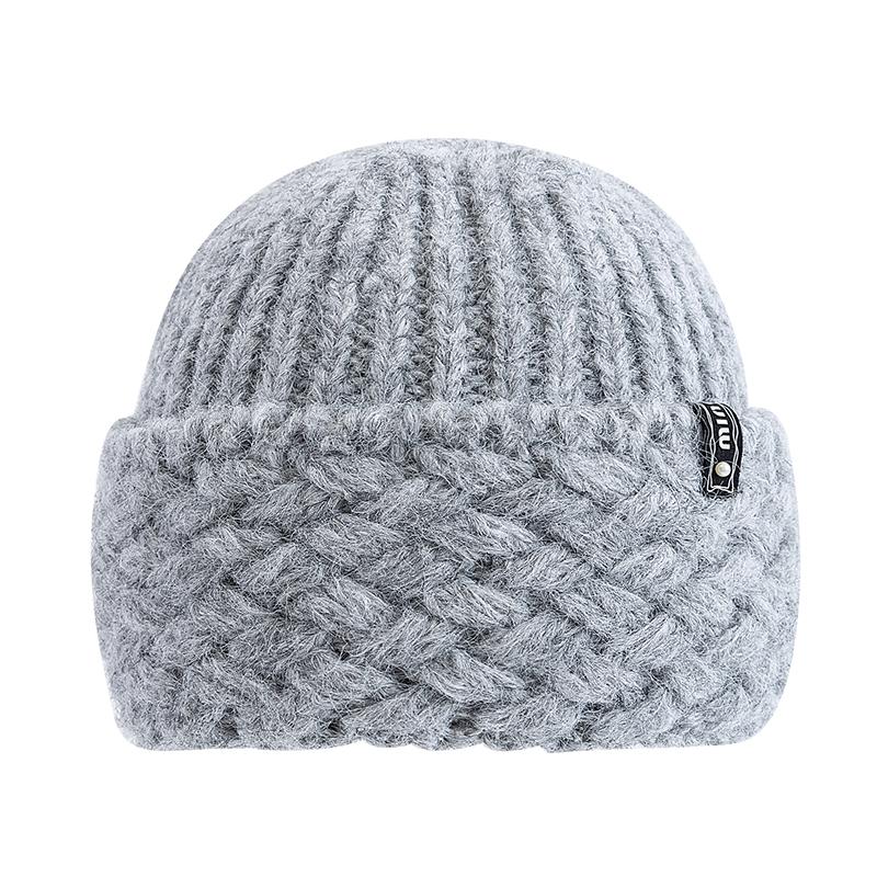 Nová dámská plyšová teplá čepice z umělé kožešiny, trendy pletená čepice, módní dámská elegantní zimní čepice