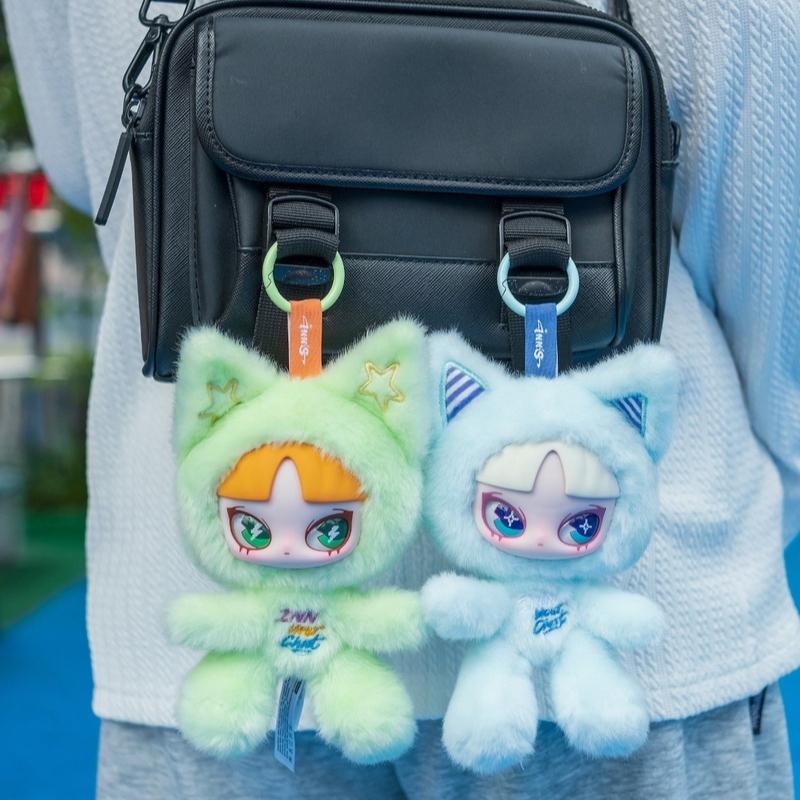 Original Cat INN Your Chat Vinyl Plüsch Blind Box Niedlich Weich Cartoon Rucksack Anhänger Dekoration Überraschung Trendige Spielzeuge Mystery Box Geschenke