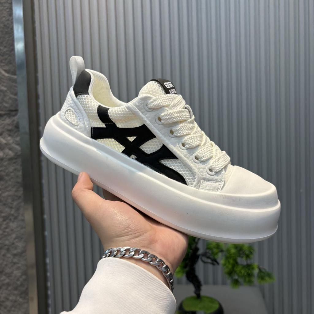 Men 's Casual Spring Fashion Skateboarding Students Comfortable Sneakers Boys Trending Soft Sole Breathable Shoes