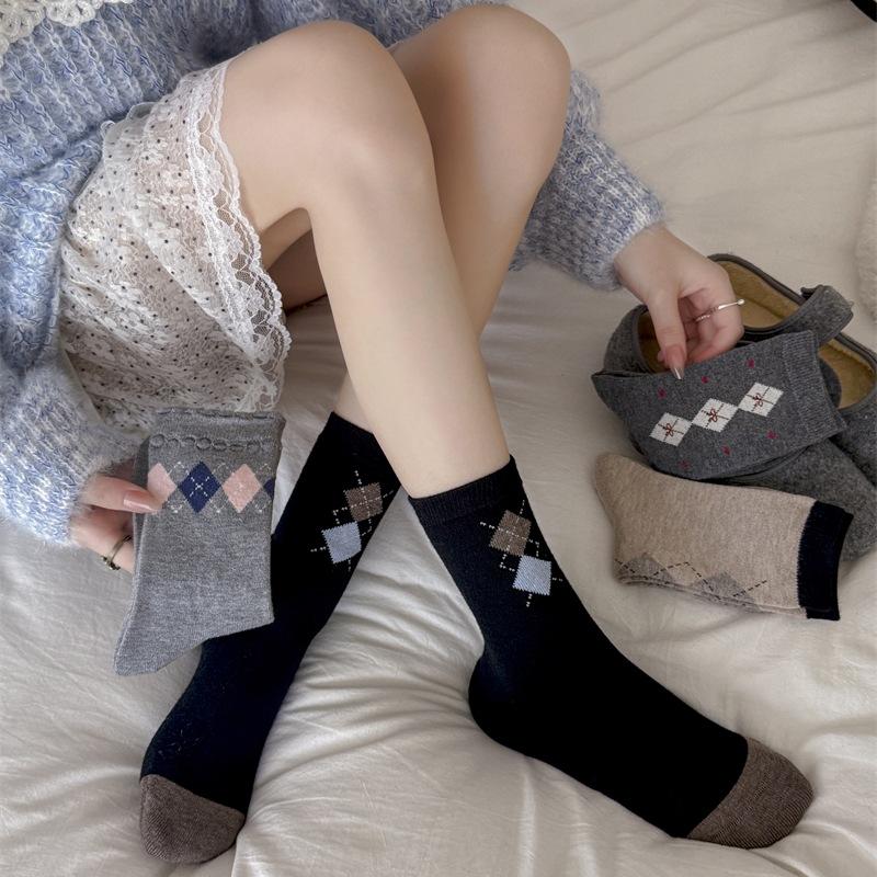 Damen Herbst und Winter Warme Vintage Unterwäsche Wolle Mittelhohe Frotteesocken