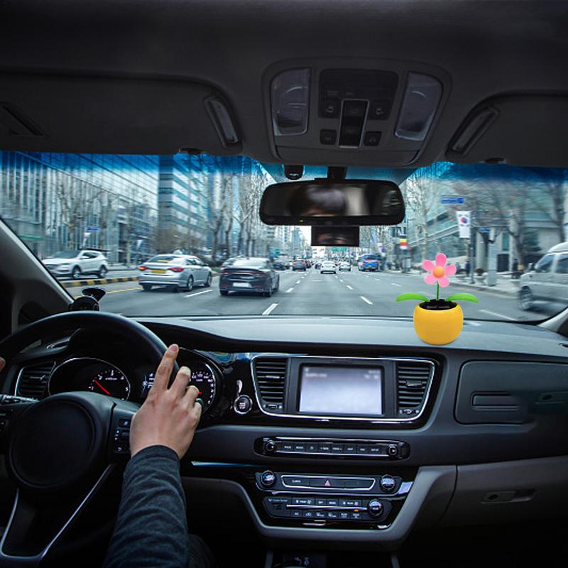 Solar Dancing Sunflower Toy Dancing Flowers Solar Powered Car Dashboard Toy Portable Shaking Head Car Toy Reusable Solar Powered