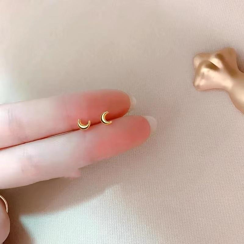 Korean Mini Small Heart Stars Stud Earrings For Women Student Teen Simple Tiny Minimalist Silver Color Ear Piercing Jewelry