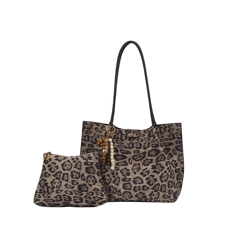 Leopard Print Bag Women's Large Capacity 2025 New Autumn and Winter Retro Shoulder Mother and Child Bag To Work Commuting Armpit Tote Bag