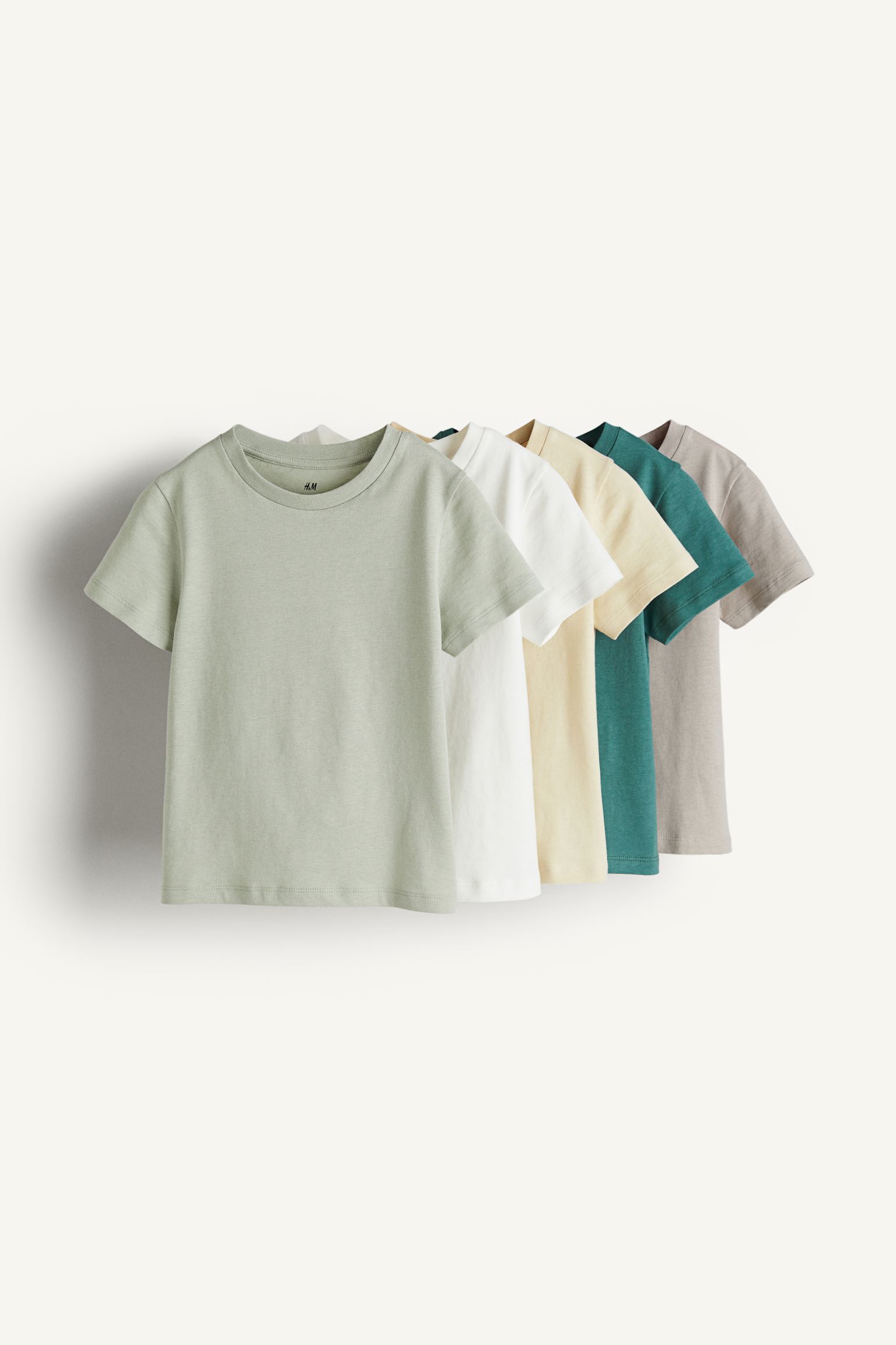 

5 пар хлопковых футболок