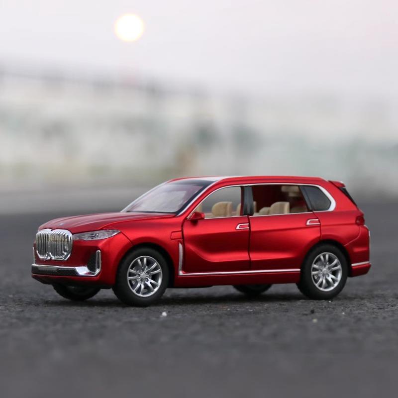 1/32 BMW X7 Off Road SUV Alloy Metal Diecast Model Car Home Trendy Toy Decorations Micro Vehicles Pull Back with Light Birthday