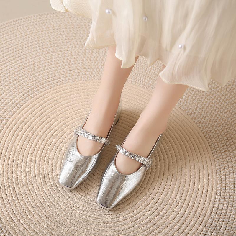 Neue Strass-Einwort-Einzelschuhe Damen quadratische Zehenpartie niedriger Absatz elegant glänzend vielseitige flache Schuhe Temperament Damenschuhe