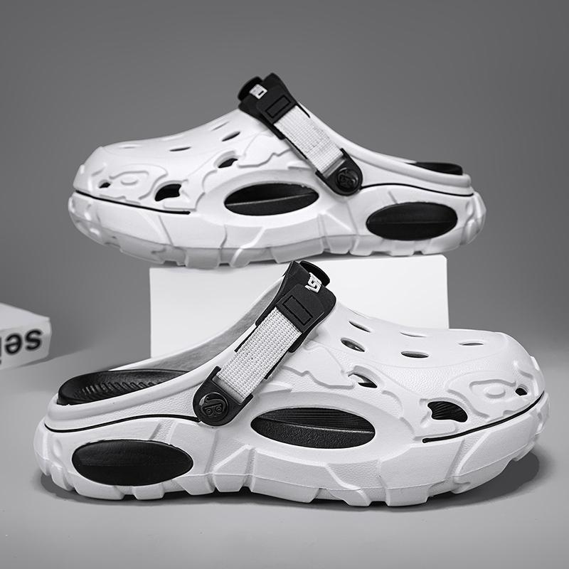 Fashion Clogs Men Sandals Lightweight Breathable Slip-On Sandals Non-Slip Water Shoes for Summer Beach Sandals