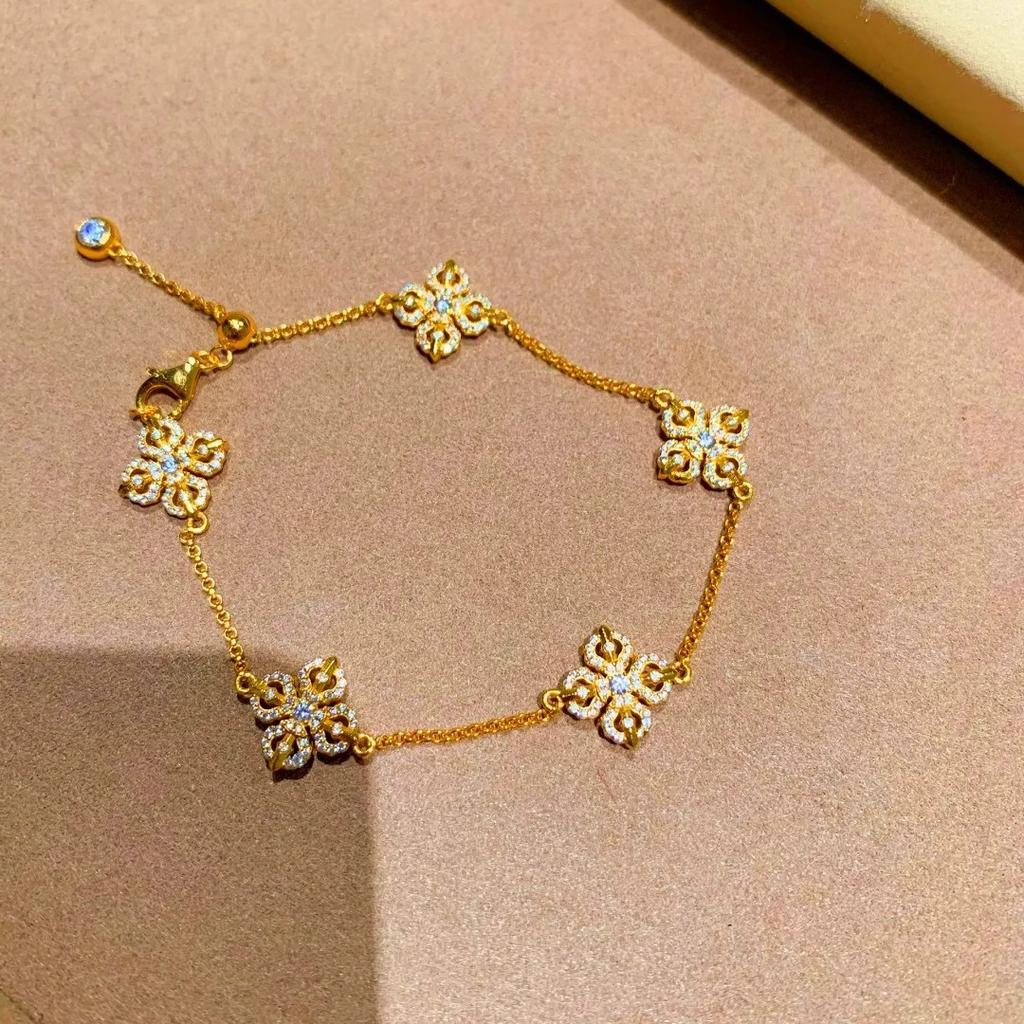 2026 New Gold Cross Pestle Zircon Diamond Chain Five Flower Bracelet Women's Niche Design New Chinese Bracelet Bracelet