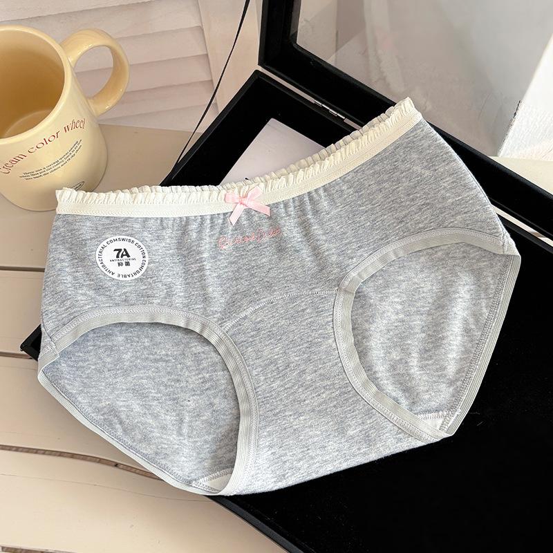 Ladies Spring and Autumn New Lovely Cotton Comfortable 7A Antibacterial  Extended Crotch Waist Underwear