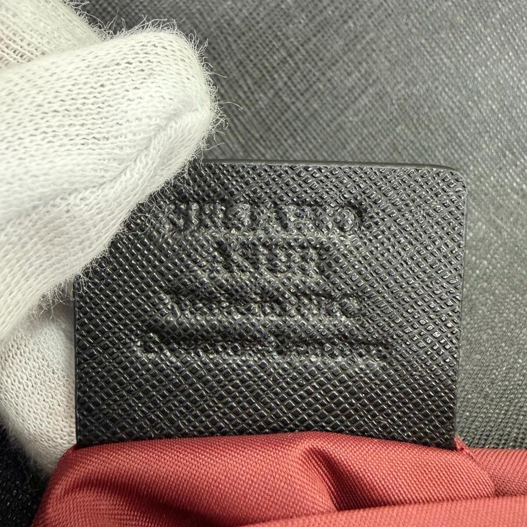 Ausgezeichnete BALLY Umhängetasche Seliah Logo Metall Kette Leder schwarz Leder Damen Gebraucht
