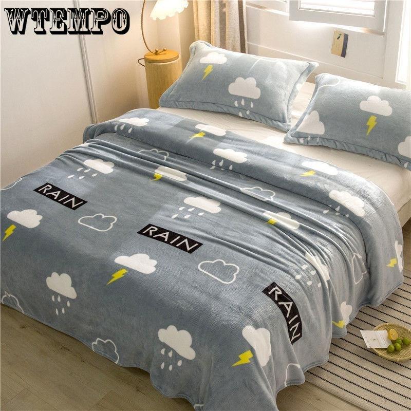Thick and Breathable Single-layer Blankets Autumn and Winter Household Goods Flannel Sheets Warm Blankets Soft Sheets