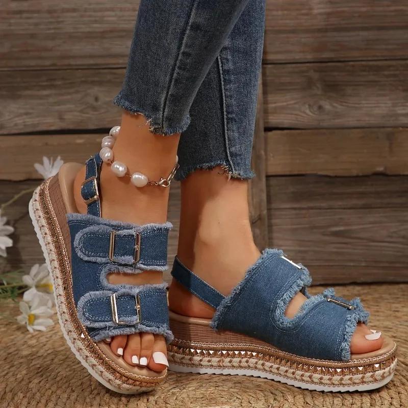 Pantoufles en jean mode Chaussures femme Antidérapantes Confortables Pantoufles d'été Claquettes Chaussures décontractées d'extérieur Plage Sandales pour femme Talons hauts