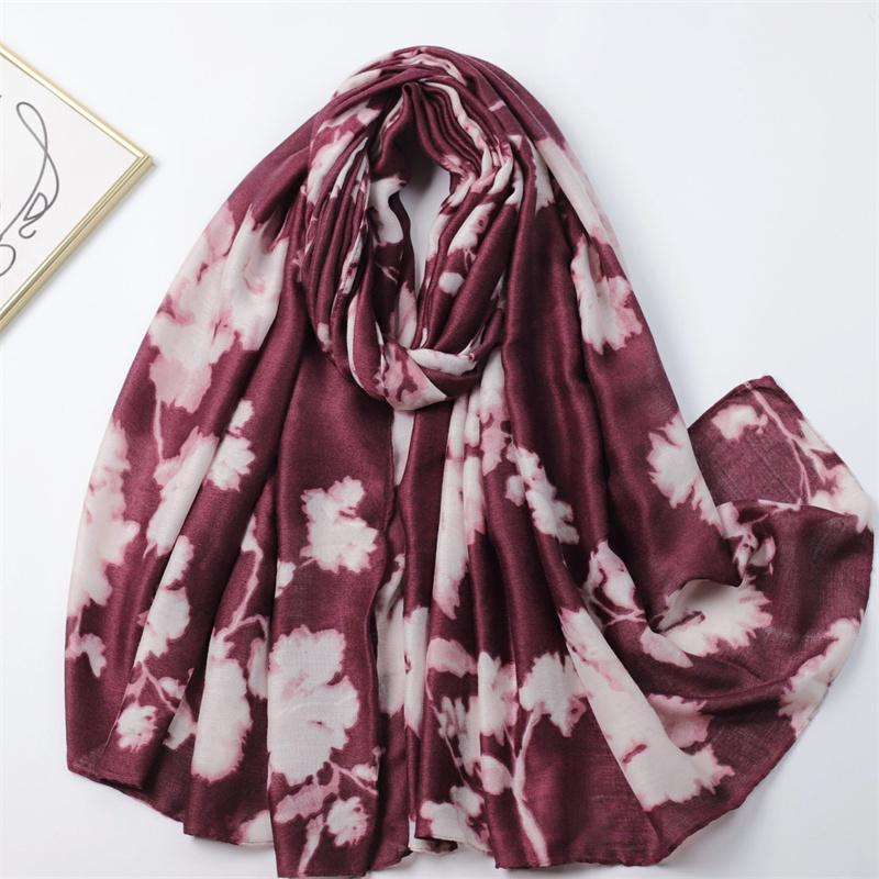 

Winter Abstract lnk Painting Floral Viscose Soft Scarf Chic Cotton Shawls Women Perfect for Travel & Casual Muslim Hijab