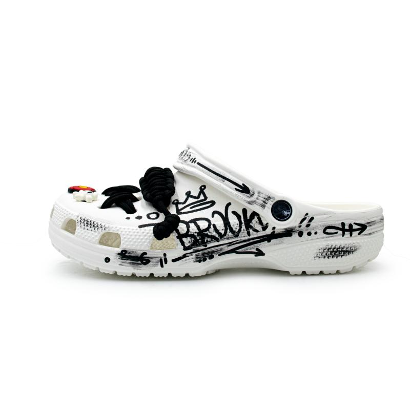 

Crocs Classic сабо EVA удобные и стильные простые повседневные туфли с отверстиями для мужчин и женщин белые 42-43 белый